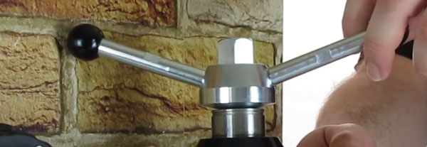 Turn handle bars can be removed for testing in tight spaces